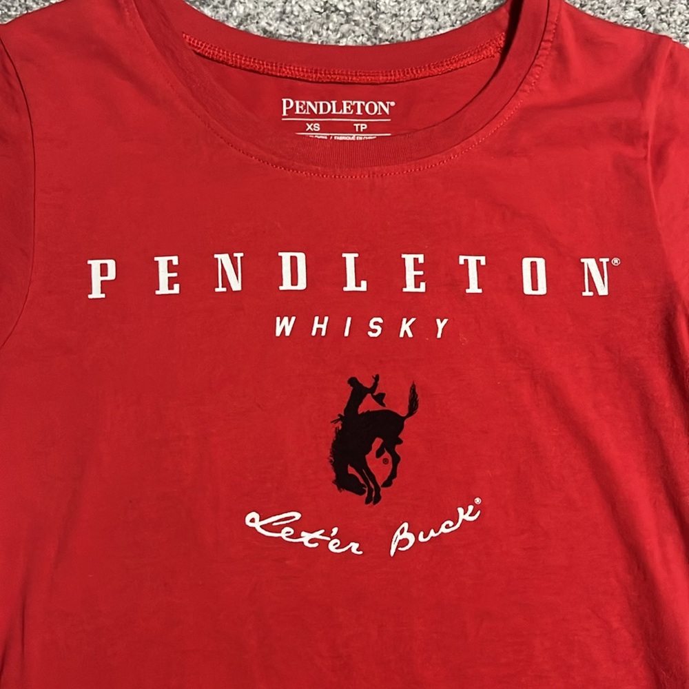 Pendleton red t-shirt - Picture 2 of 4